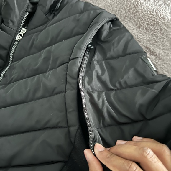 Beverly Hills POLO CLUB jacket ( BARELY USED basically brand NEW) - Picture 3 of 9